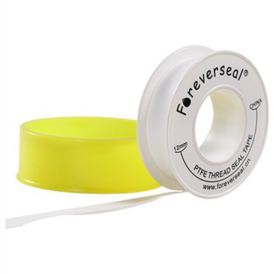 PTFE páska na PVC závitoch